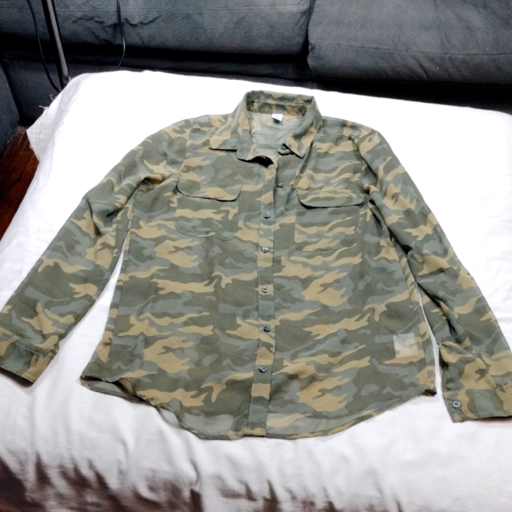 Old Navy Womenssheer Camo Long Sleeve Button Up Shirt Size Small